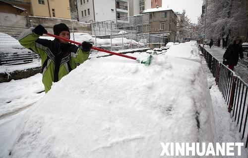 韩国首都圈和江原道普降大雪